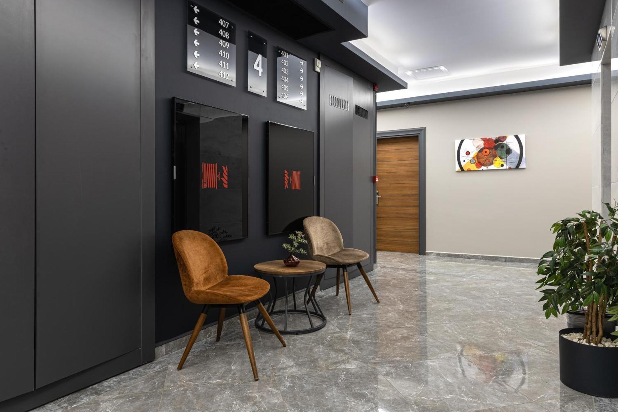 The Plaza 4*